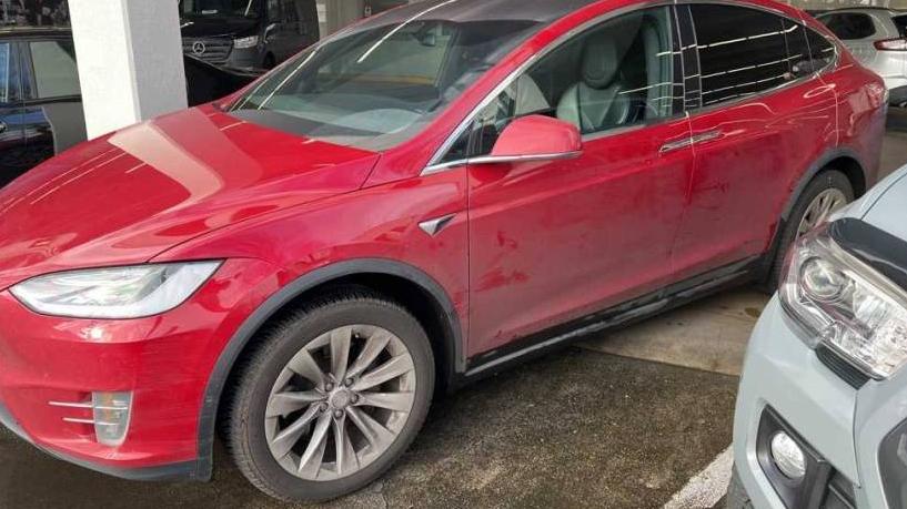 TESLA MODEL X 2020 5YJXCBE29LF221176 image